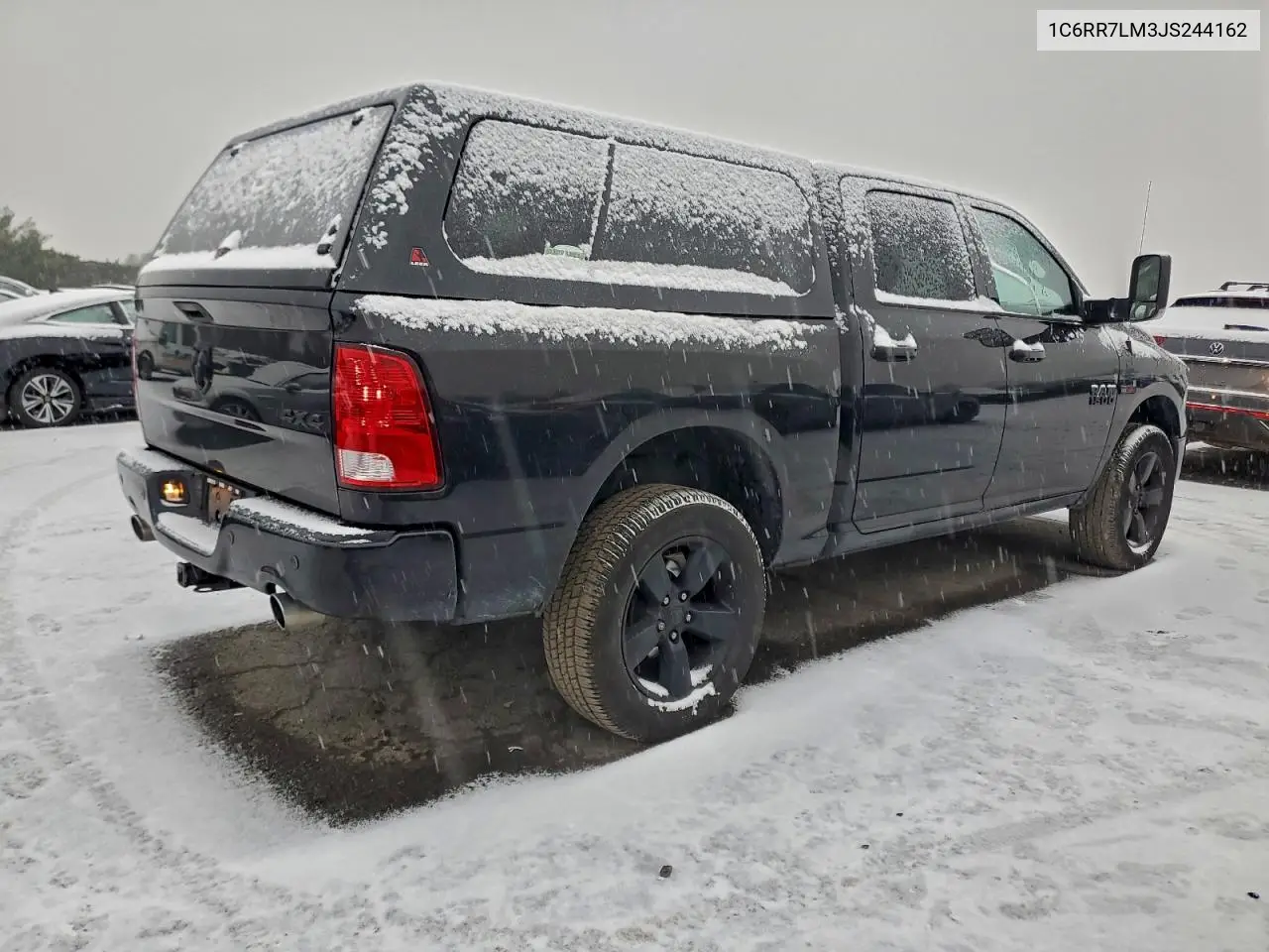 1C6RR7LM3JS244162 2018 Ram 1500 Slt