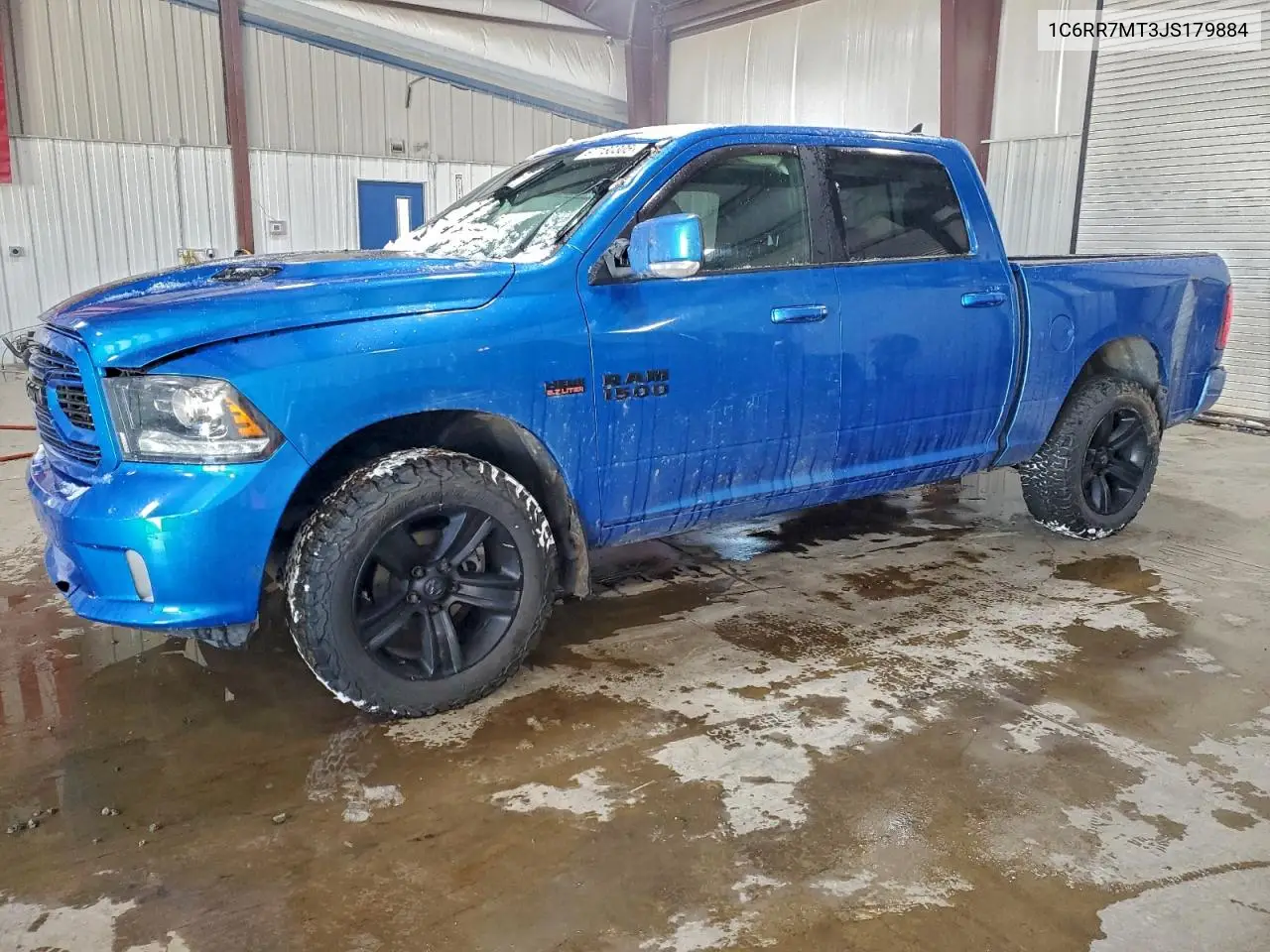 1C6RR7MT3JS179884 2018 Ram 1500 Sport