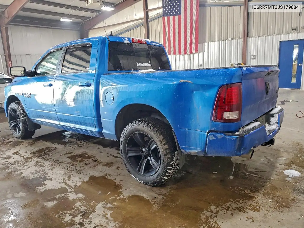1C6RR7MT3JS179884 2018 Ram 1500 Sport