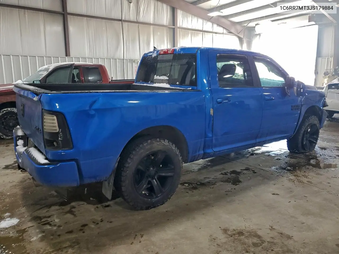 1C6RR7MT3JS179884 2018 Ram 1500 Sport