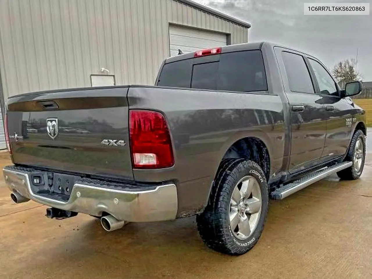 1C6RR7LT6KS620863 2019 Ram 1500 Classic Slt