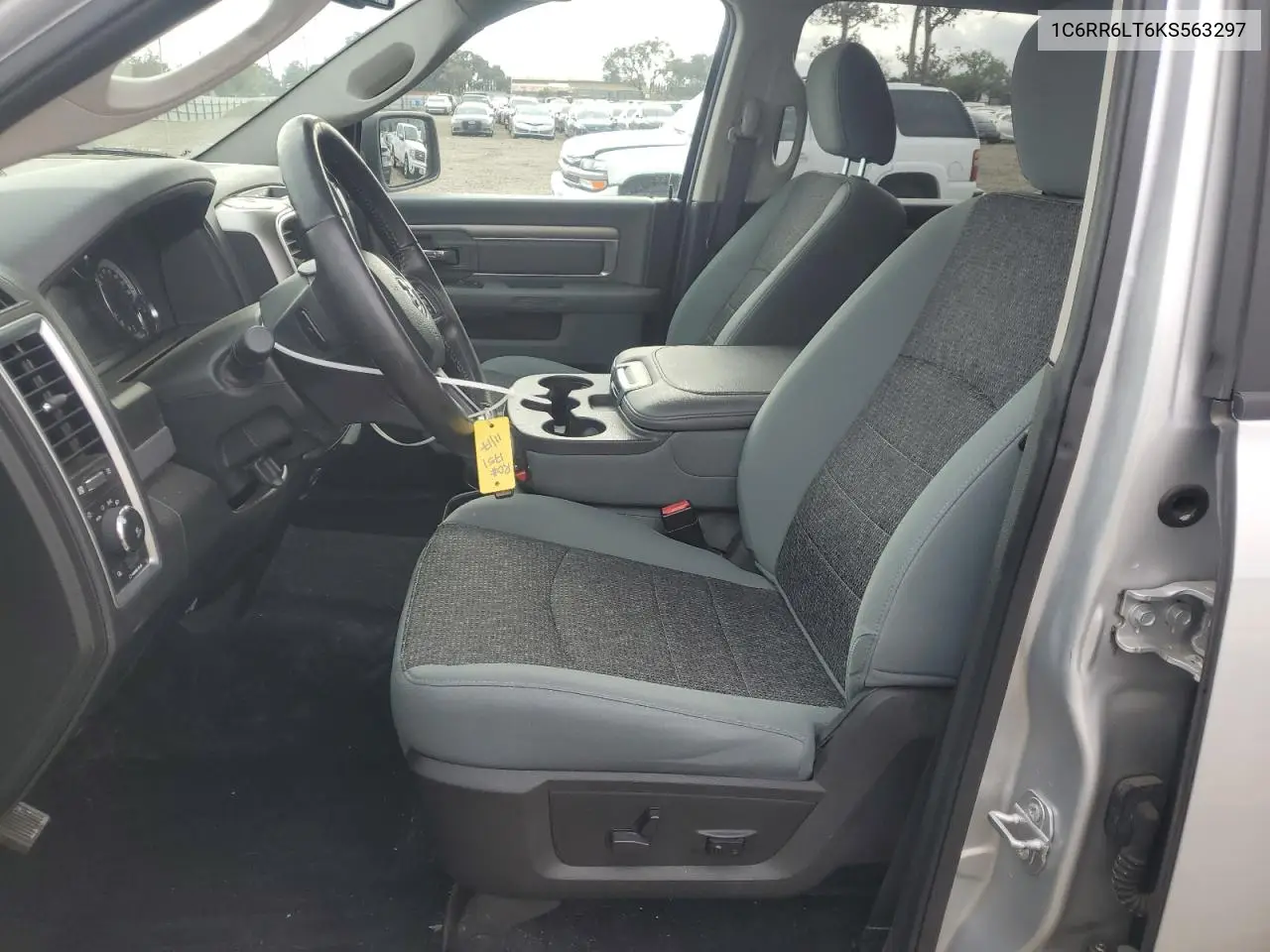1C6RR6LT6KS563297 2019 Ram 1500 Classic Slt