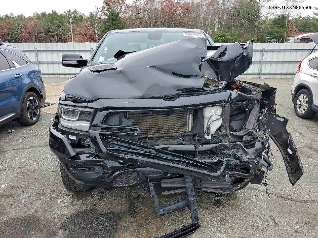 1C6SRFJTXKN866506 2019 Ram 1500 Laramie