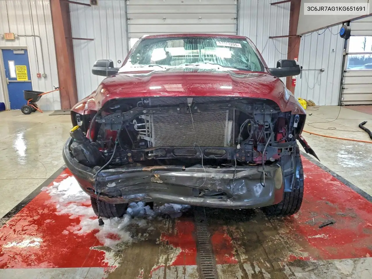 3C6JR7AG1KG651691 2019 Ram 1500 Classic Tradesman