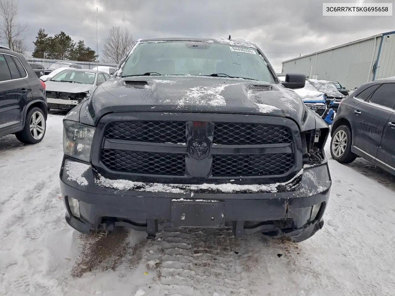 3C6RR7KT5KG695658 2019 Ram 1500 Classic Tradesman
