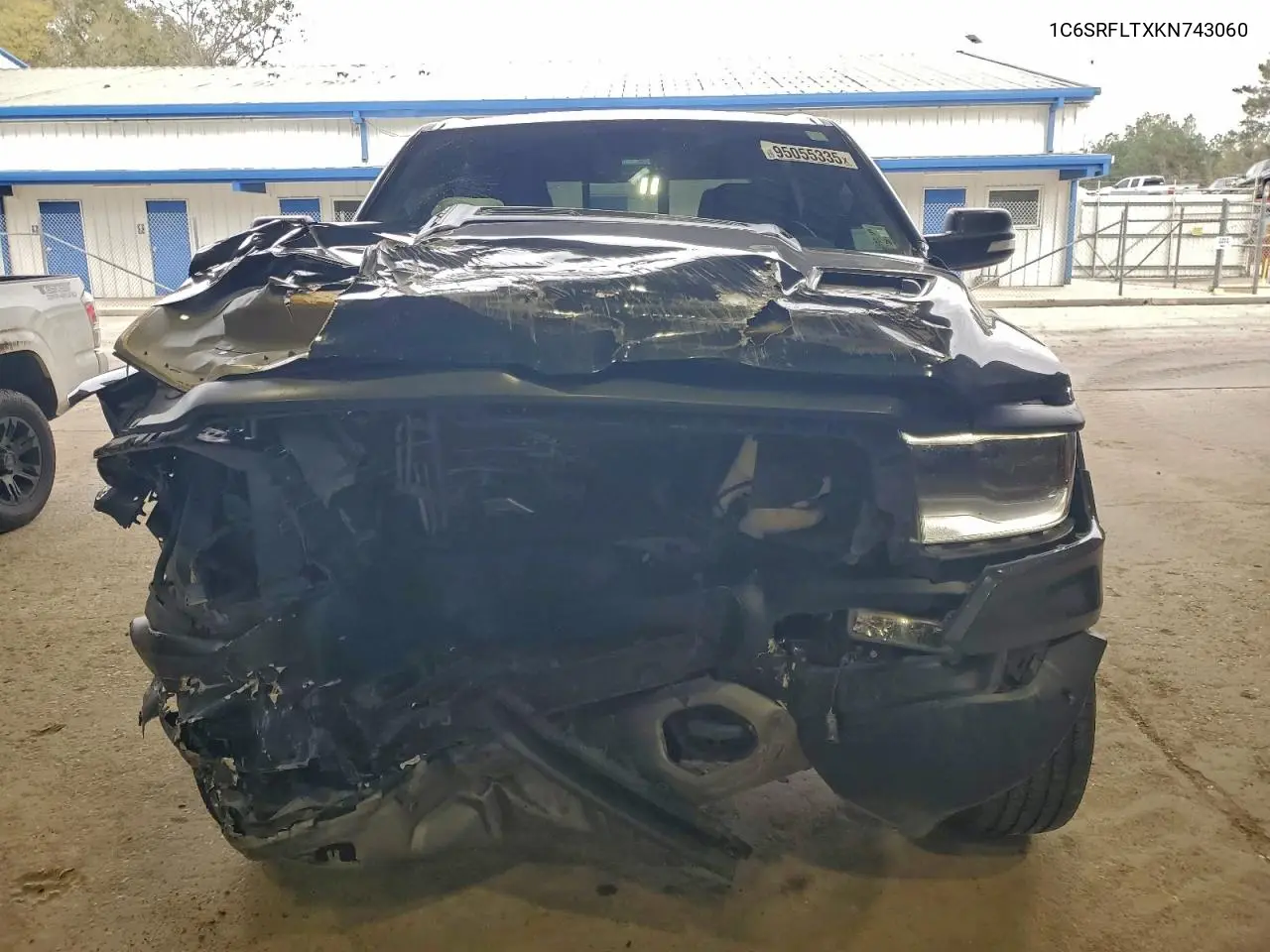 1C6SRFLTXKN743060 2019 Ram 1500 Rebel