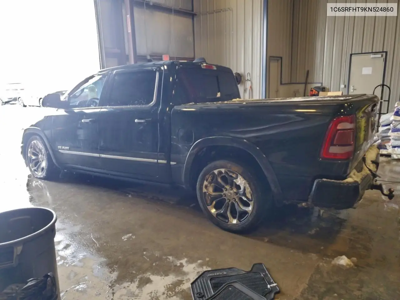 1C6SRFHT9KN524860 2019 Ram 1500 Limited