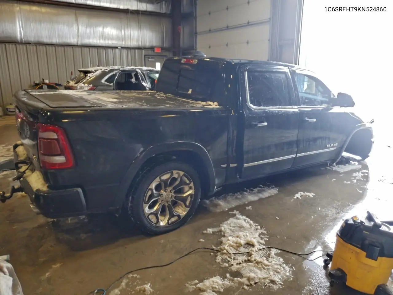 1C6SRFHT9KN524860 2019 Ram 1500 Limited