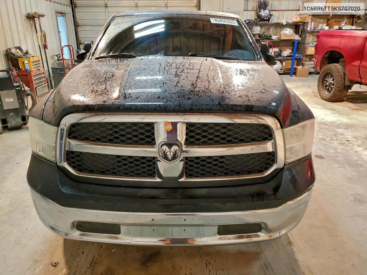 1C6RR6TT5KS707020 2019 Ram 1500 Classic Slt
