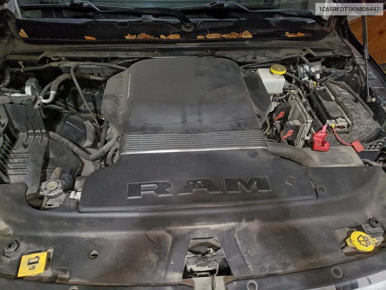 1C6SRFDT1KN806447 2019 Ram 1500 Laramie