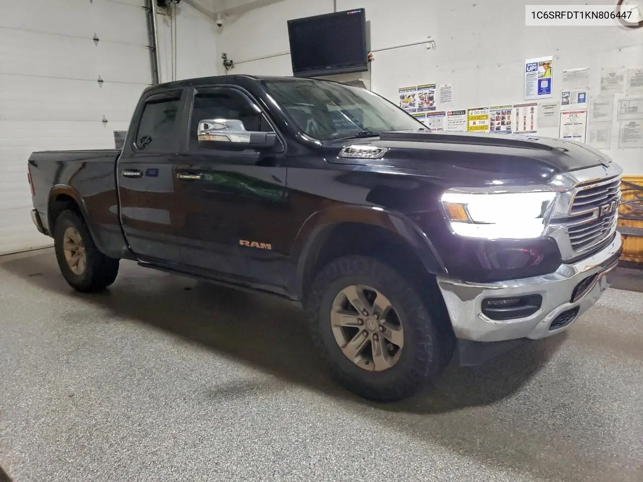 1C6SRFDT1KN806447 2019 Ram 1500 Laramie