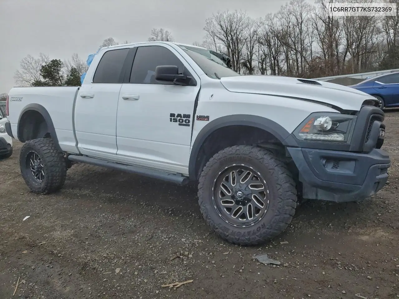 1C6RR7GT7KS732369 2019 Ram 1500 Classic Slt