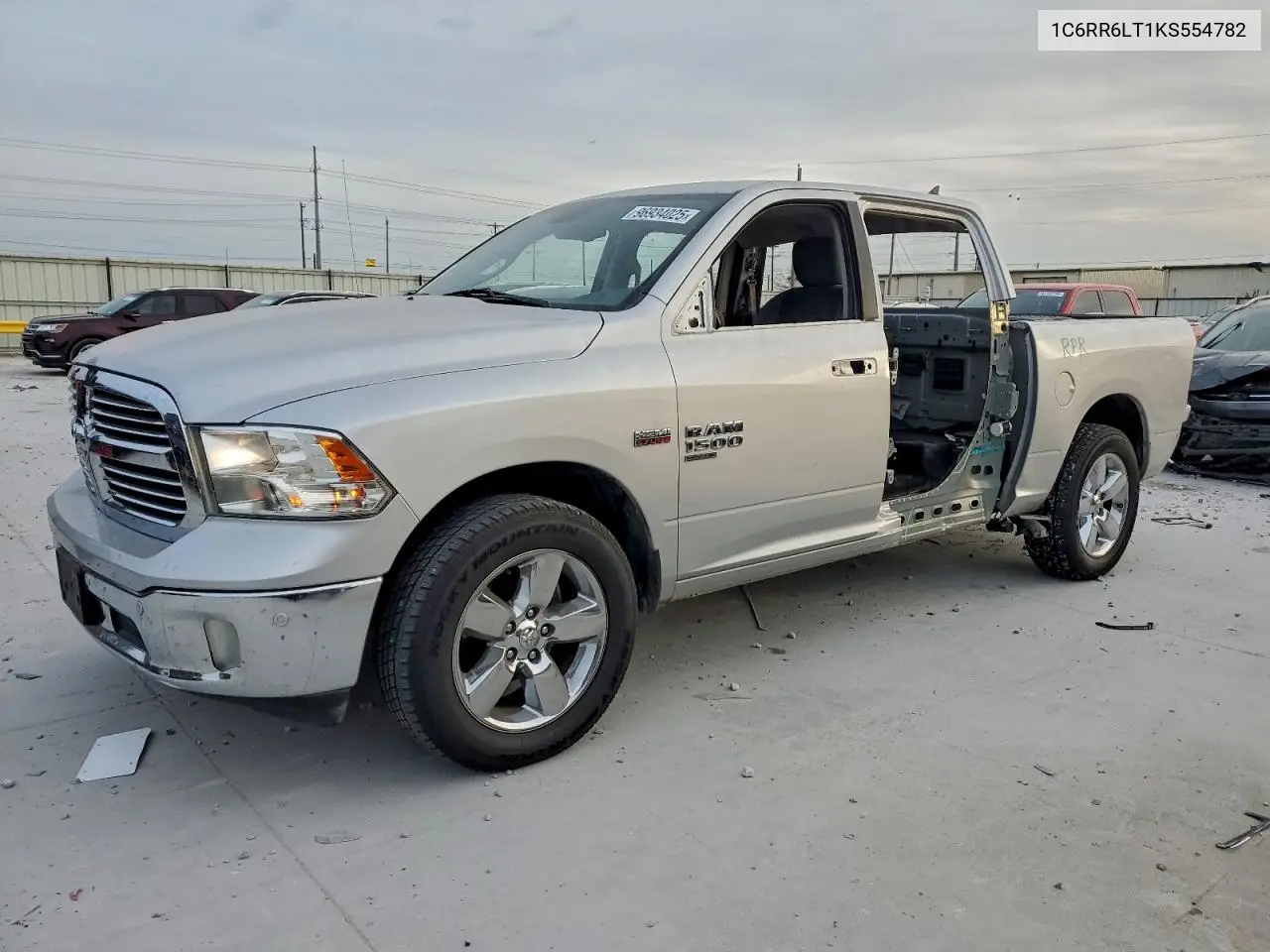 1C6RR6LT1KS554782 2019 Ram 1500 Classic Slt