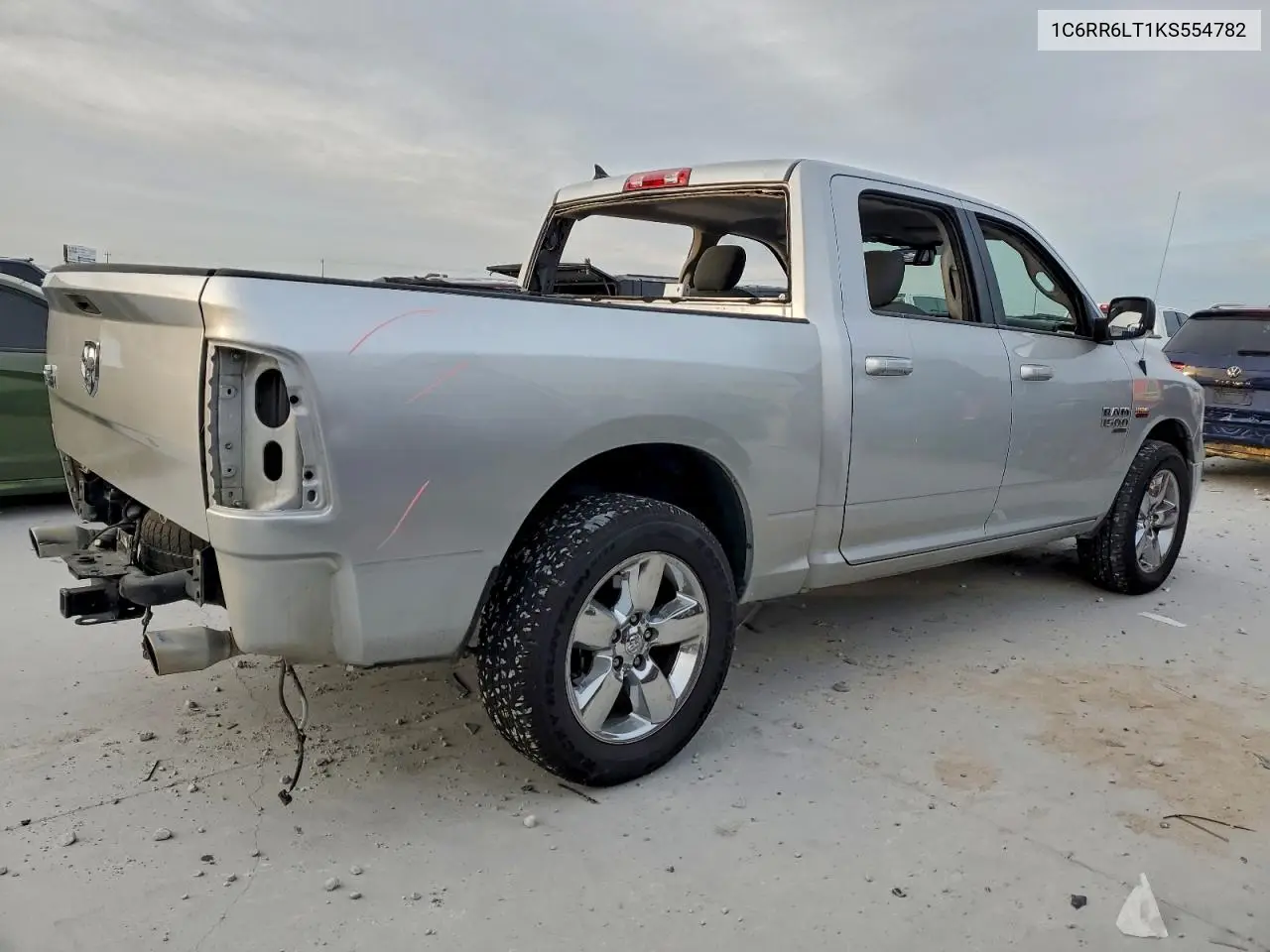 1C6RR6LT1KS554782 2019 Ram 1500 Classic Slt