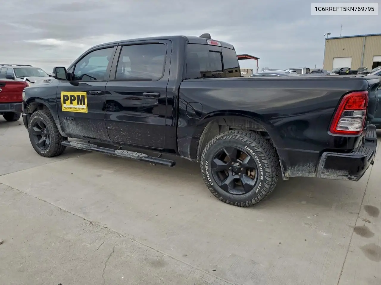 1C6RREFT5KN769795 2019 Ram 1500 Big Horn/Lone Star