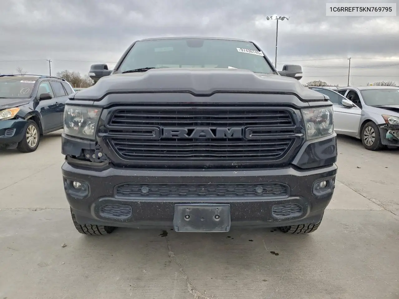 1C6RREFT5KN769795 2019 Ram 1500 Big Horn/Lone Star