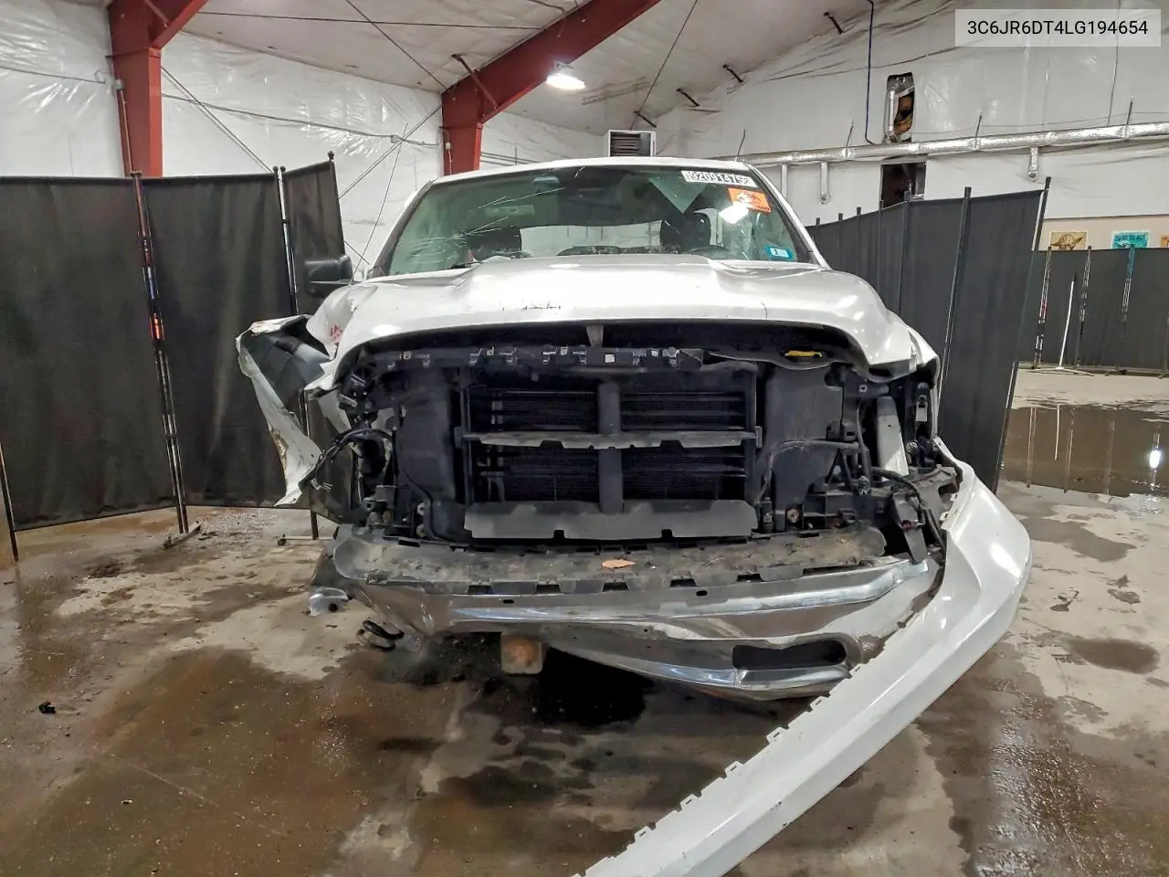 3C6JR6DT4LG194654 2020 Ram 1500 Classic Tradesman