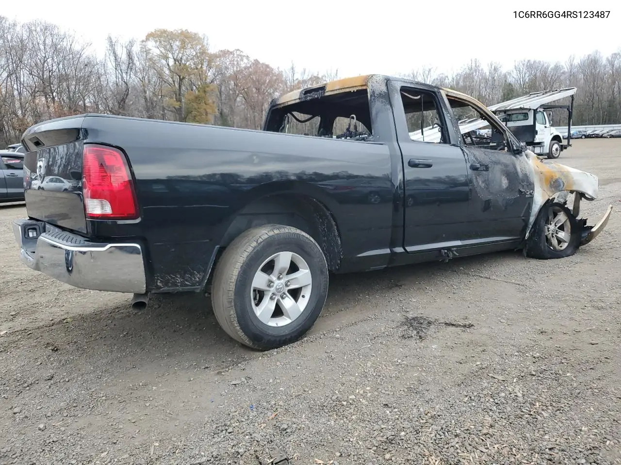 1C6RR6GG4RS123487 2024 Ram 1500 Classic Slt