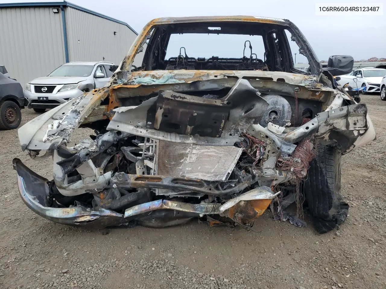 1C6RR6GG4RS123487 2024 Ram 1500 Classic Slt