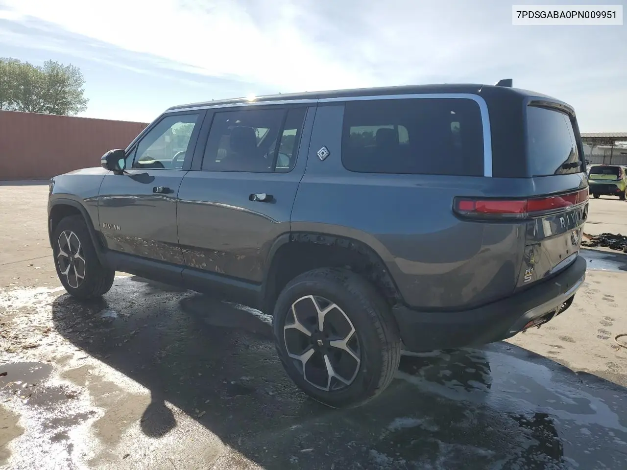 7PDSGABA0PN009951 2023 Rivian R1S Adventure