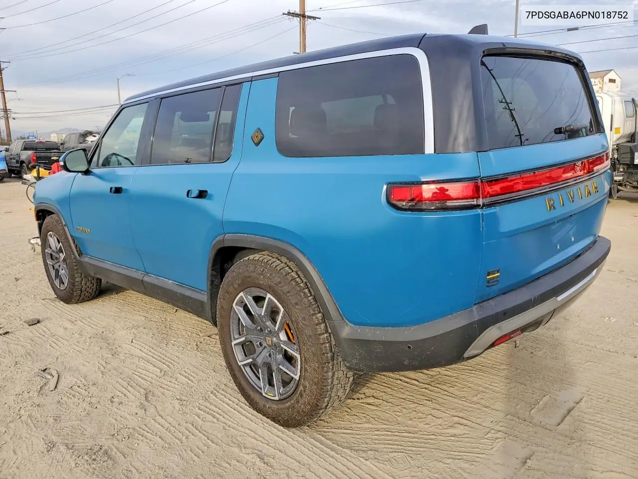 7PDSGABA6PN018752 2023 Rivian R1S Adventure