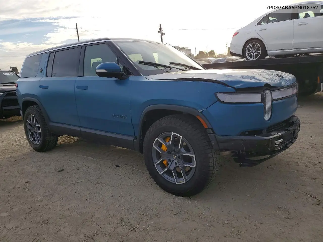 7PDSGABA6PN018752 2023 Rivian R1S Adventure