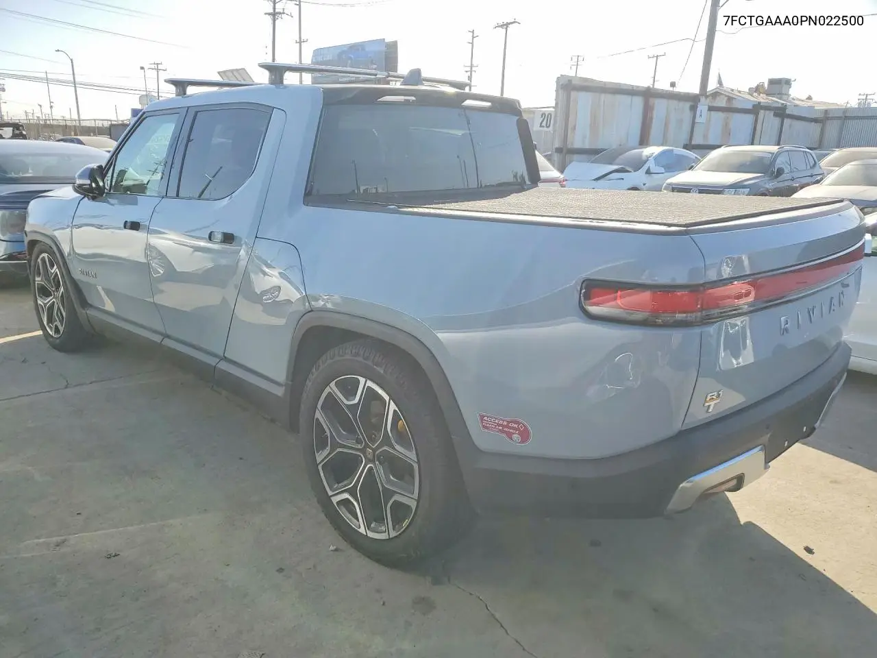 7FCTGAAA0PN022500 2023 Rivian R1T Adventure