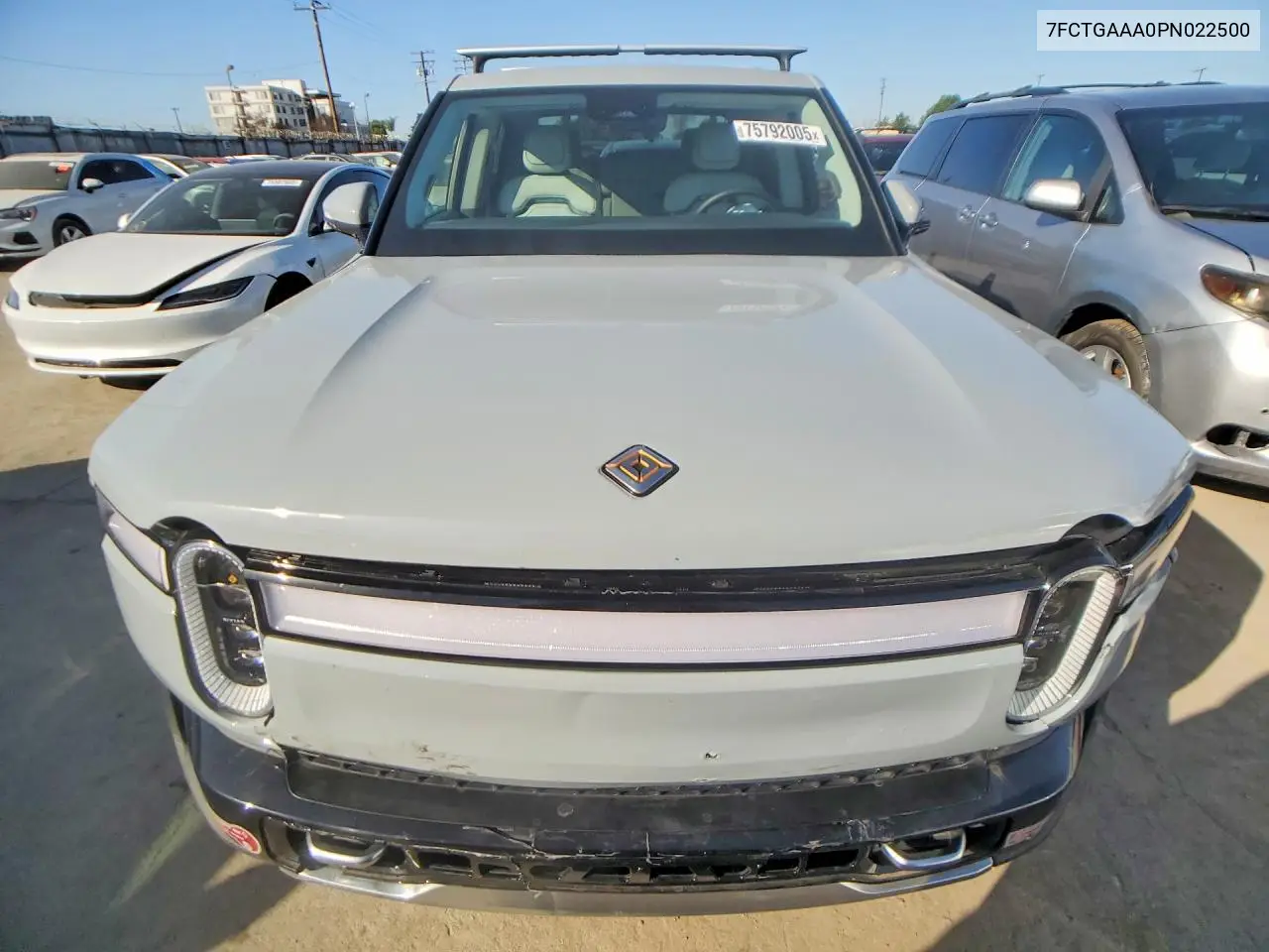 7FCTGAAA0PN022500 2023 Rivian R1T Adventure