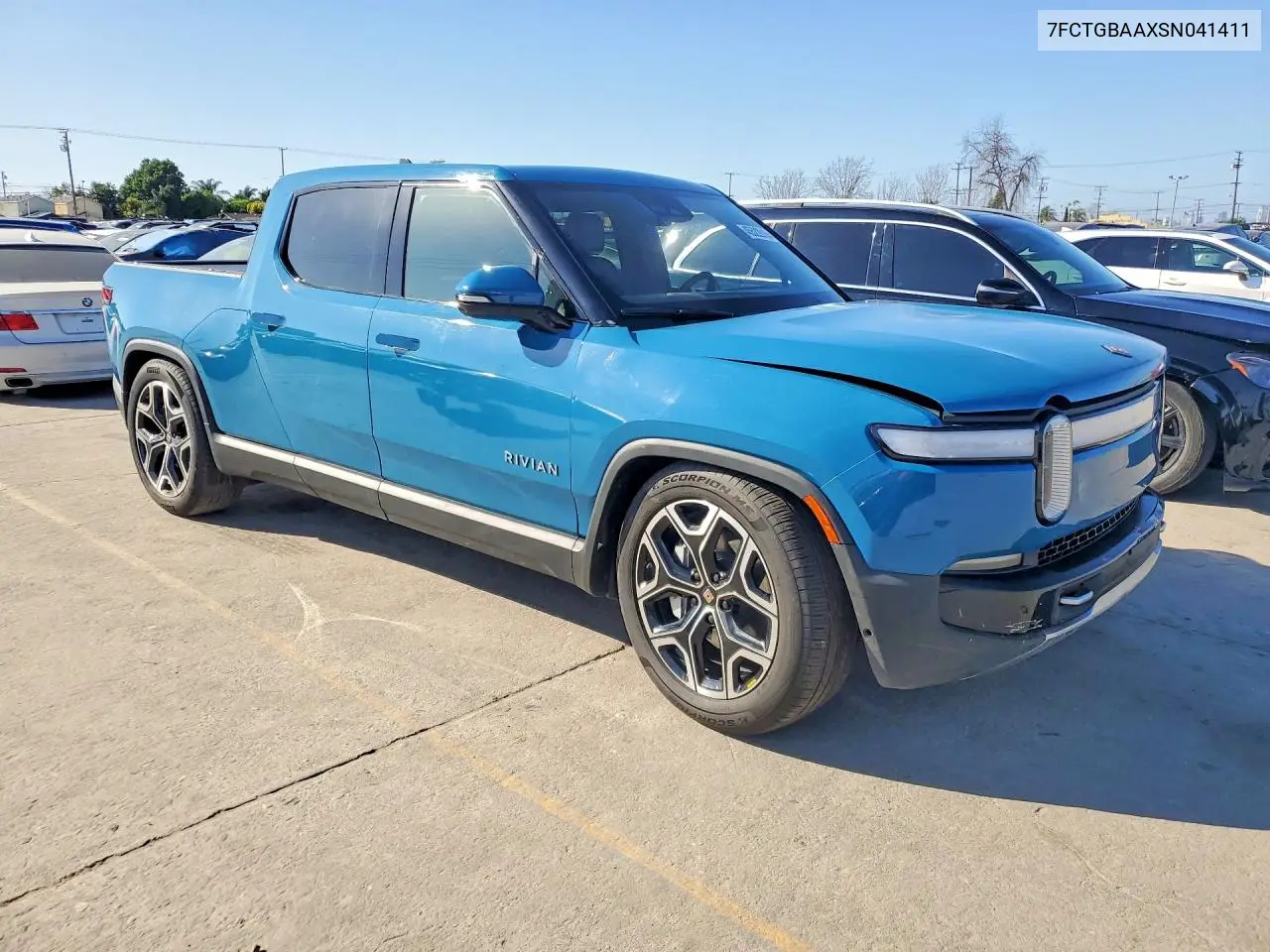 7FCTGBAAXSN041411 2025 Rivian R1T Adventure