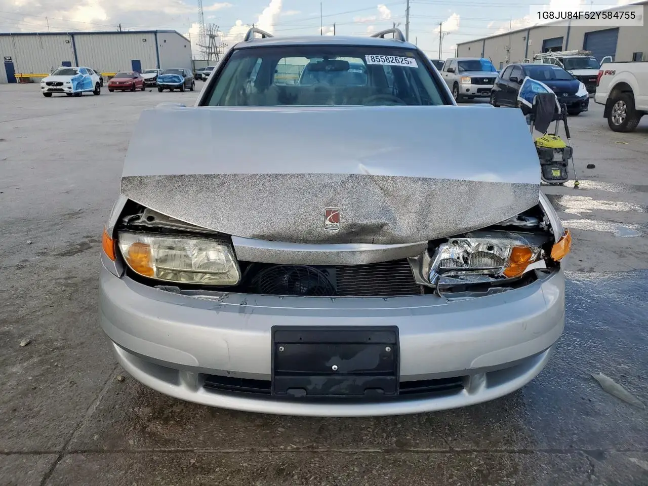 1G8JU84F52Y584755 2002 Saturn Lw200