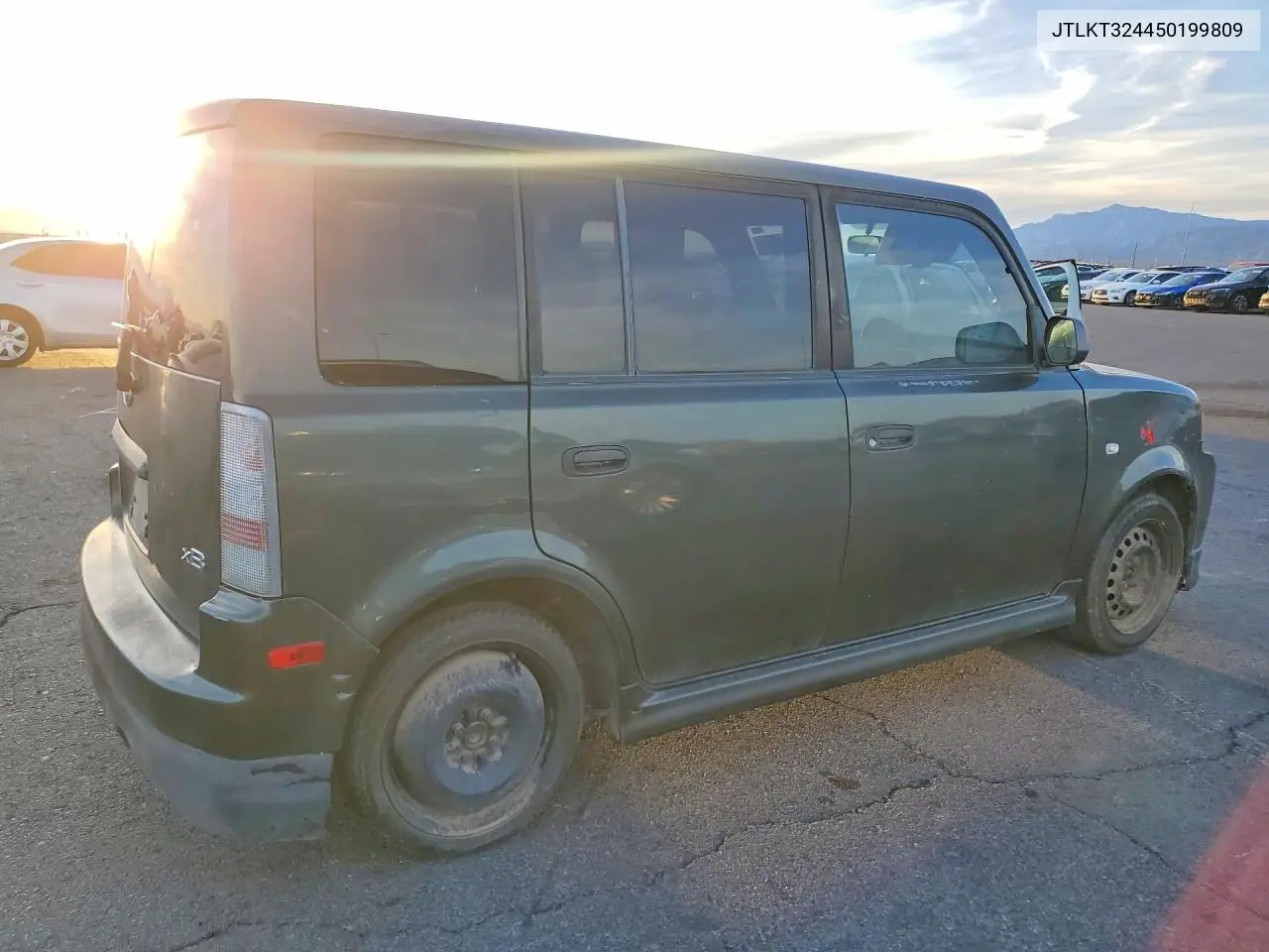 2005 Scion Xb Base VIN: JTLKT324450199809 Lot: 79096495