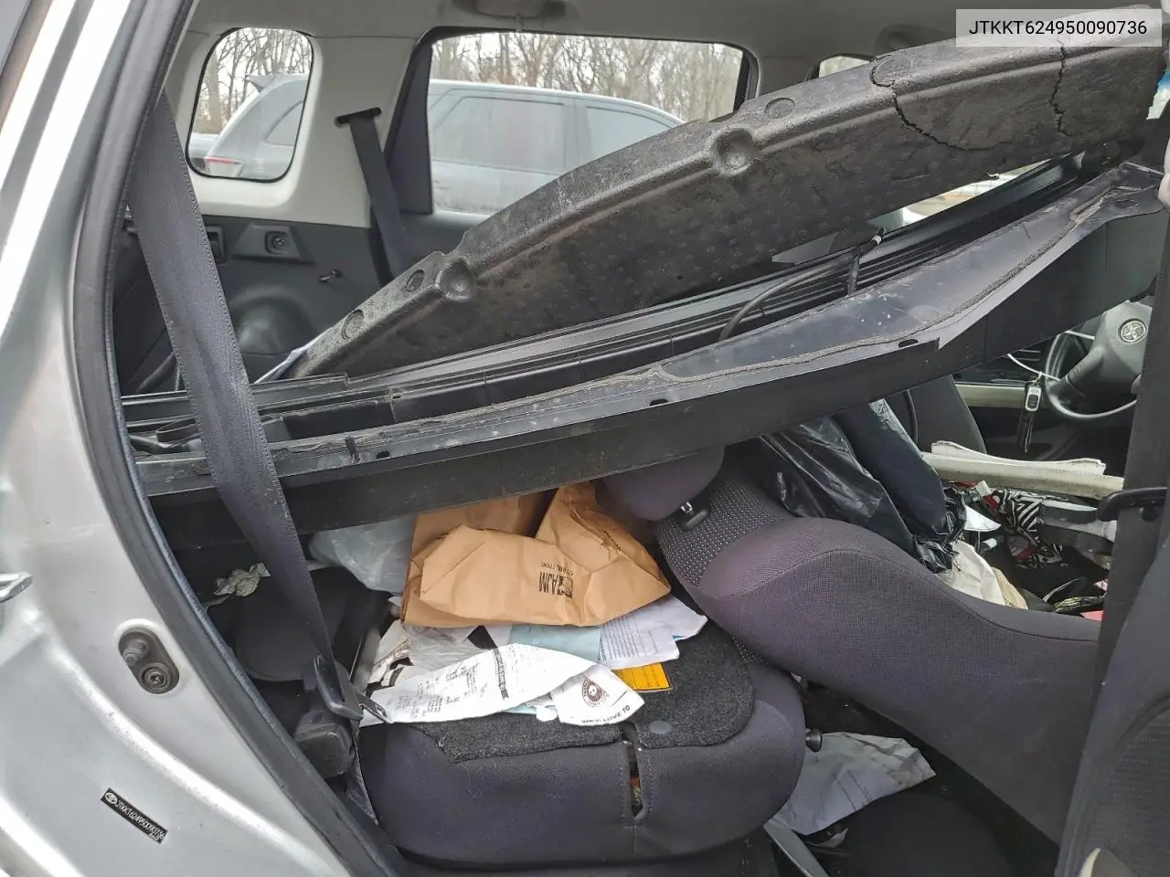 JTKKT624950090736 2005 Toyota Scion Xa