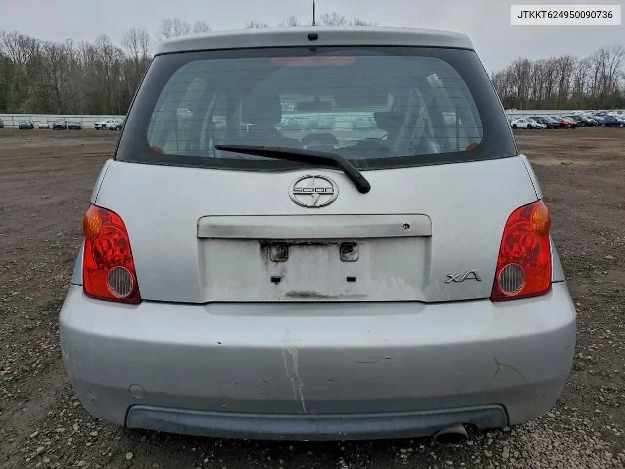 JTKKT624950090736 2005 Toyota Scion Xa