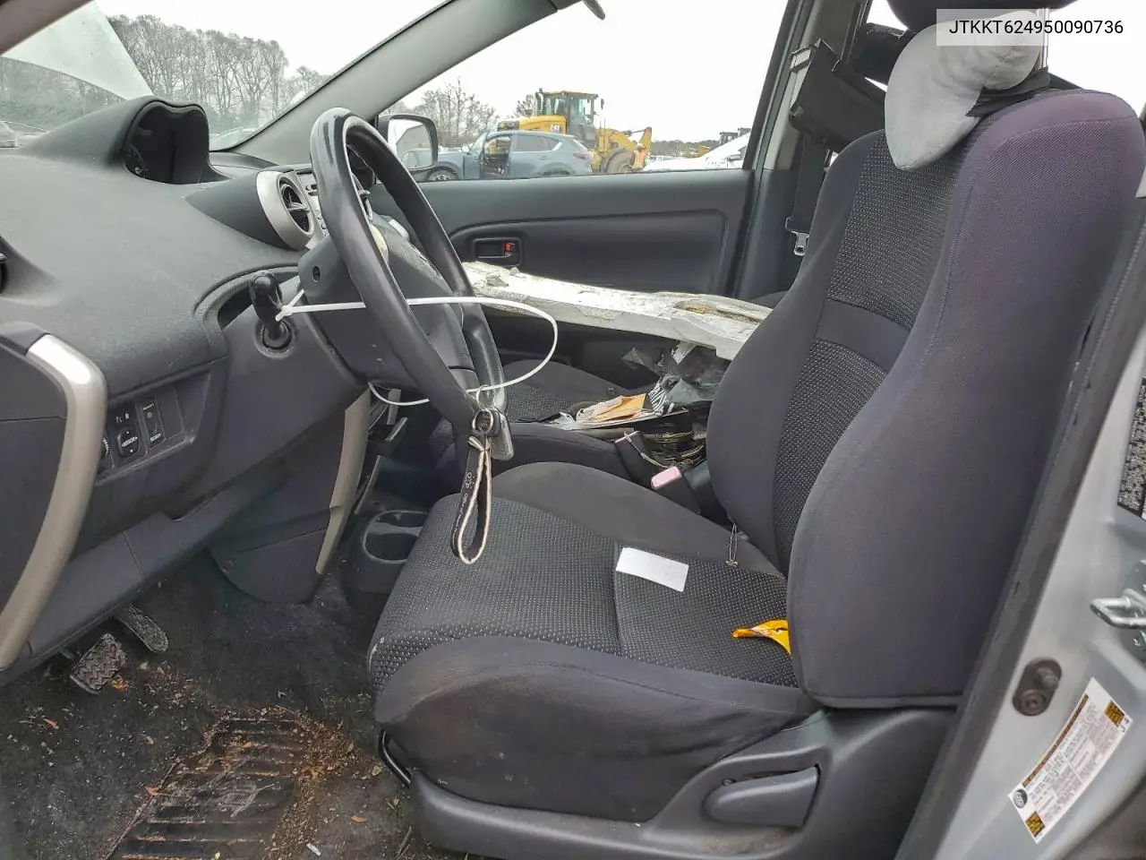 JTKKT624950090736 2005 Toyota Scion Xa