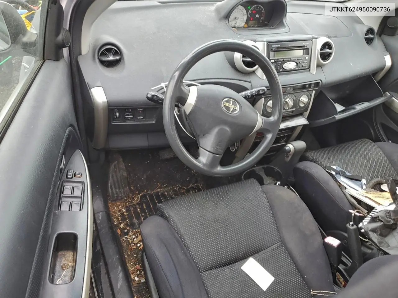 JTKKT624950090736 2005 Toyota Scion Xa