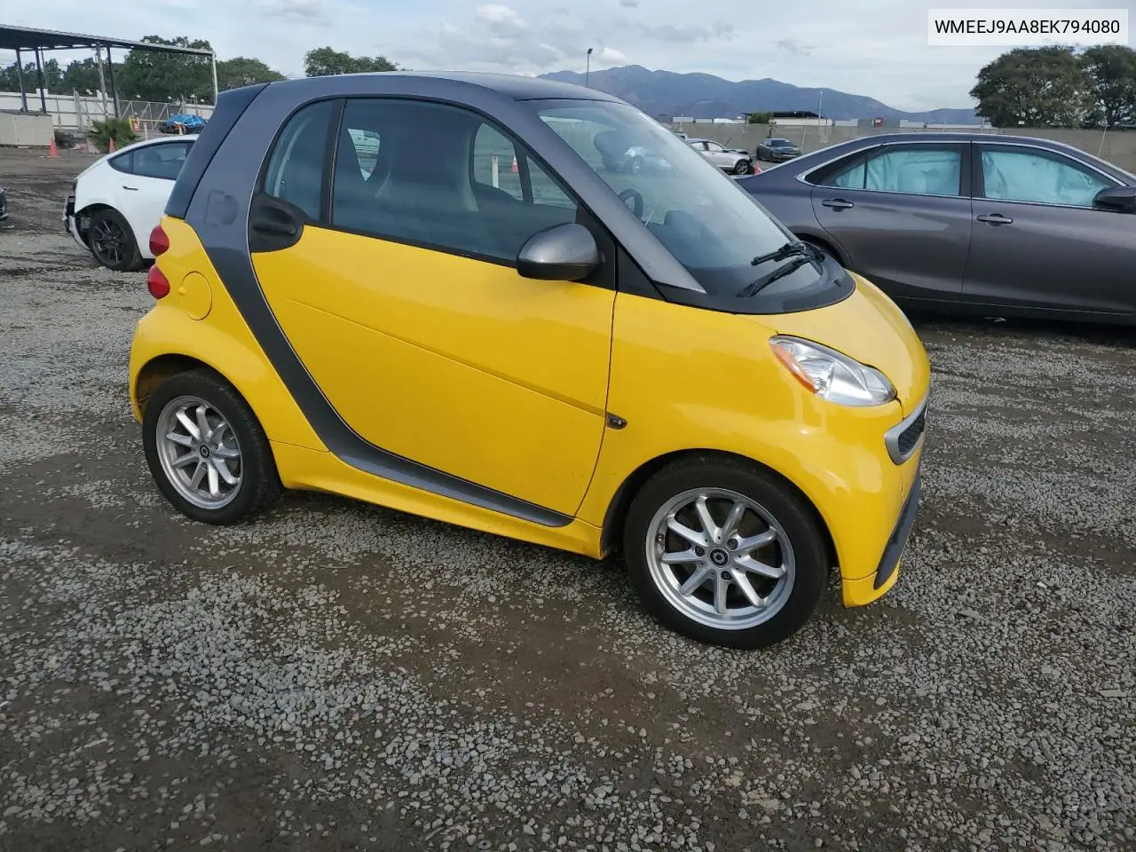 WMEEJ9AA8EK794080 2014 Smart Fortwo