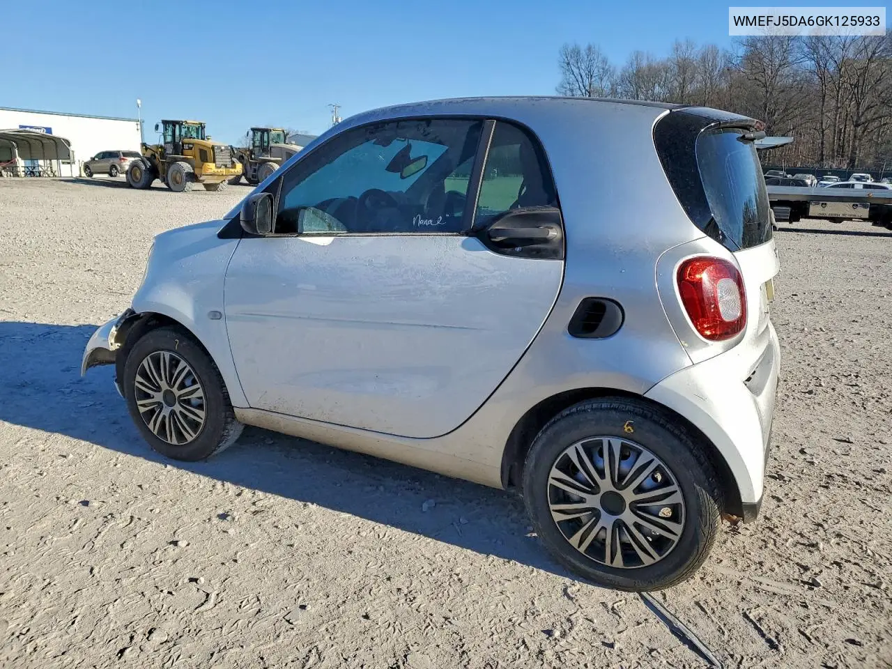 WMEFJ5DA6GK125933 2016 Smart Fortwo