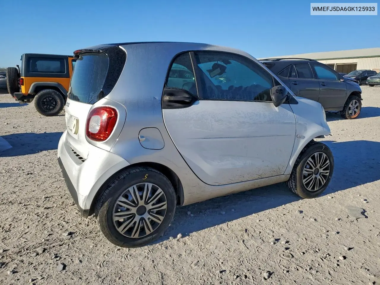 WMEFJ5DA6GK125933 2016 Smart Fortwo
