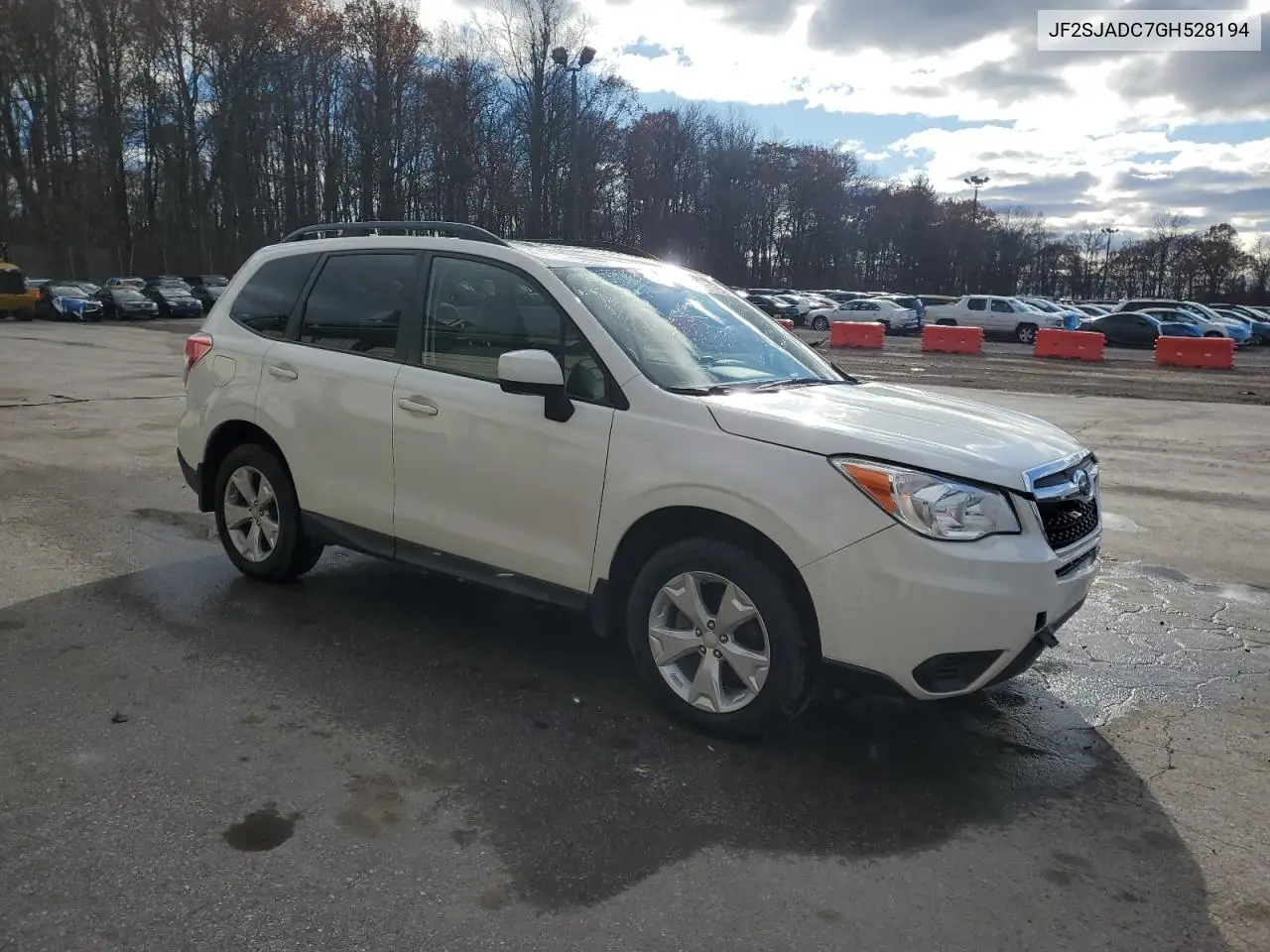 JF2SJADC7GH528194 2016 Subaru Forester 2.5I Premium