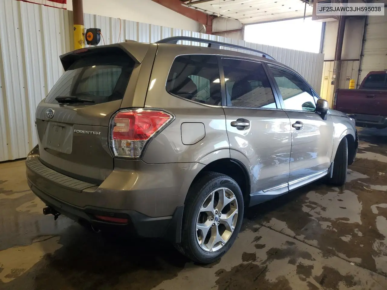 JF2SJAWC3JH595038 2018 Subaru Forester 2.5I Touring