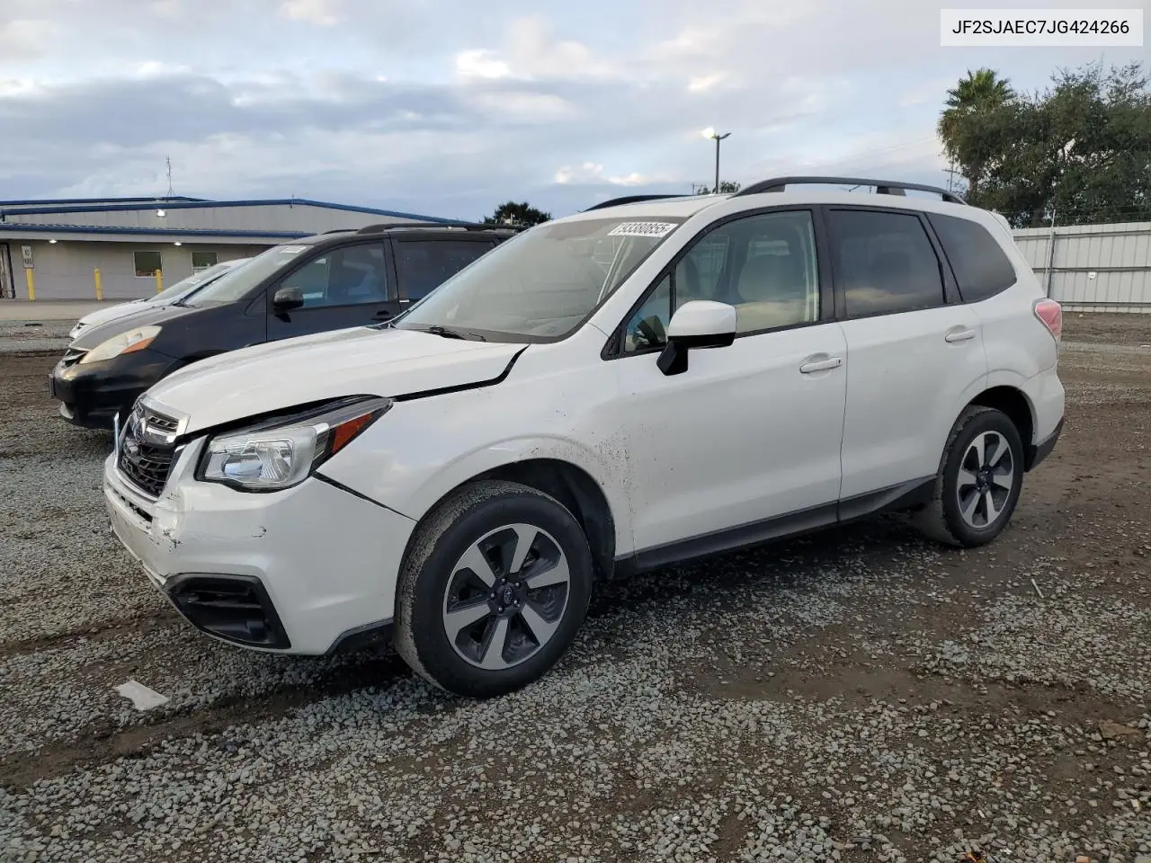 JF2SJAEC7JG424266 2018 Subaru Forester 2.5I Premium