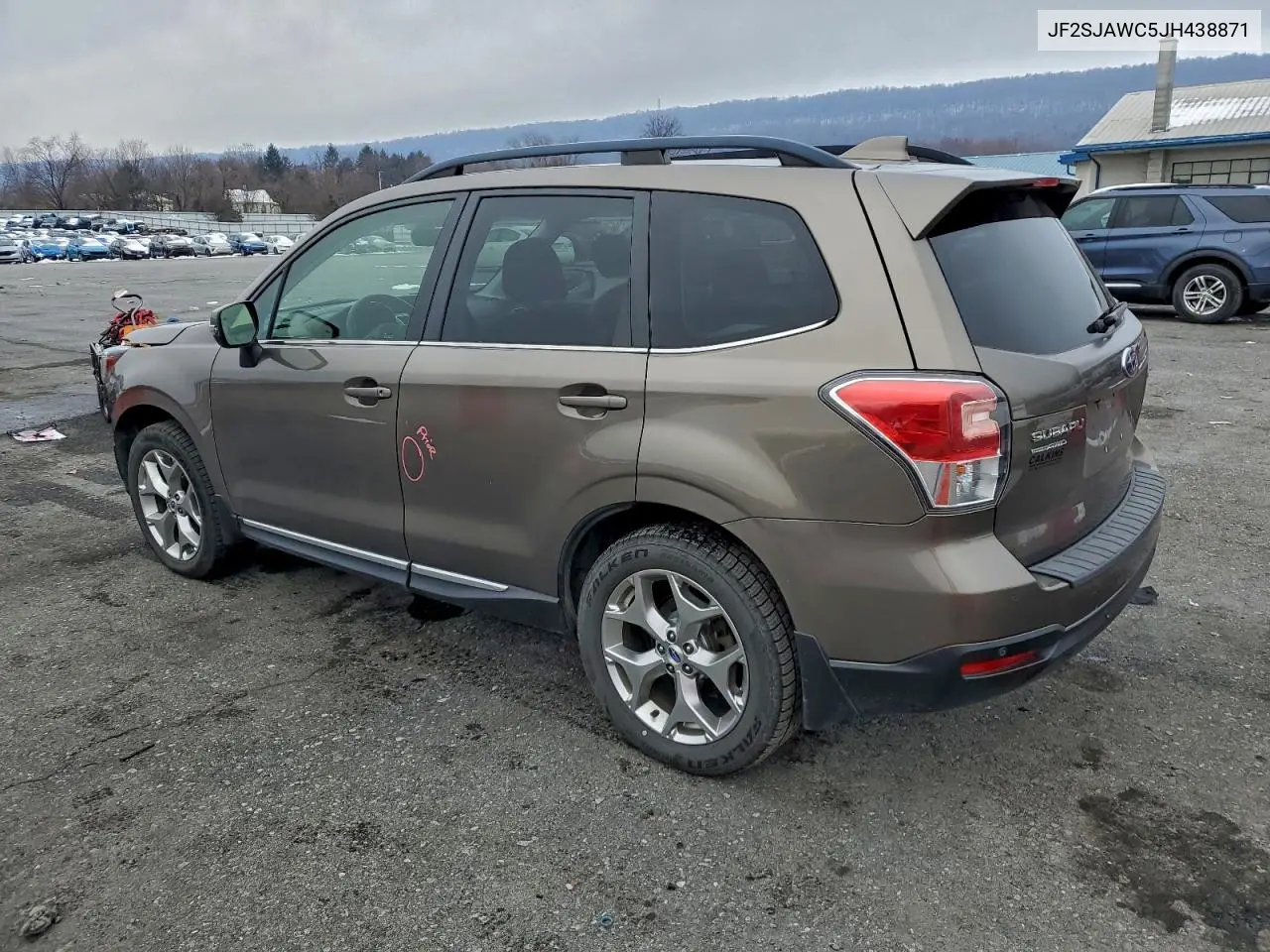 JF2SJAWC5JH438871 2018 Subaru Forester 2.5I Touring