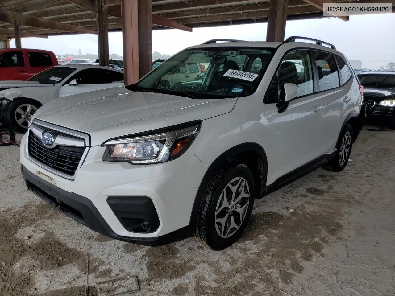 2019 Subaru Forester Premium VIN: JF2SKAGC1KH590420 Lot: 69695594