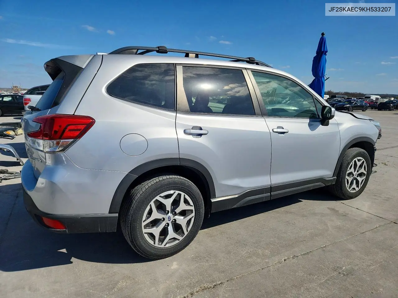 JF2SKAEC9KH533207 2019 Subaru Forester Premium