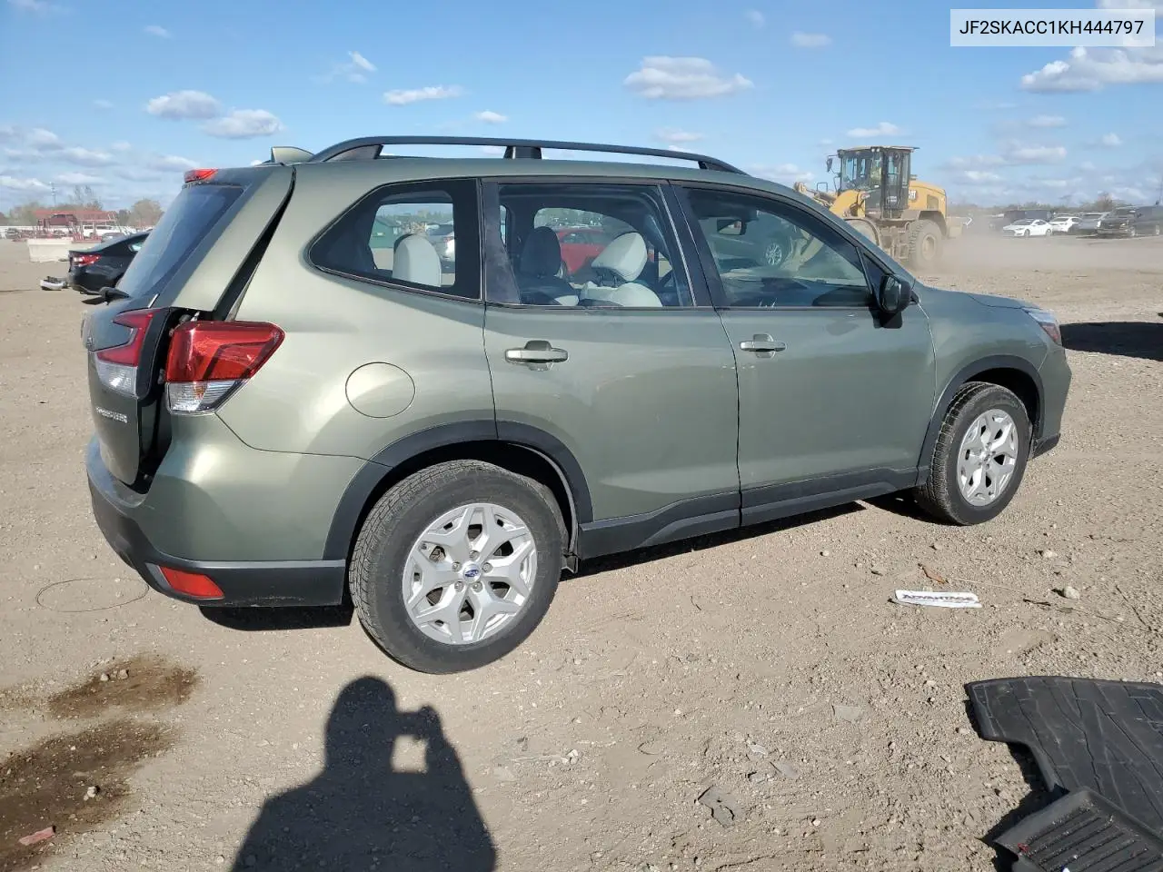 JF2SKACC1KH444797 2019 Subaru Forester