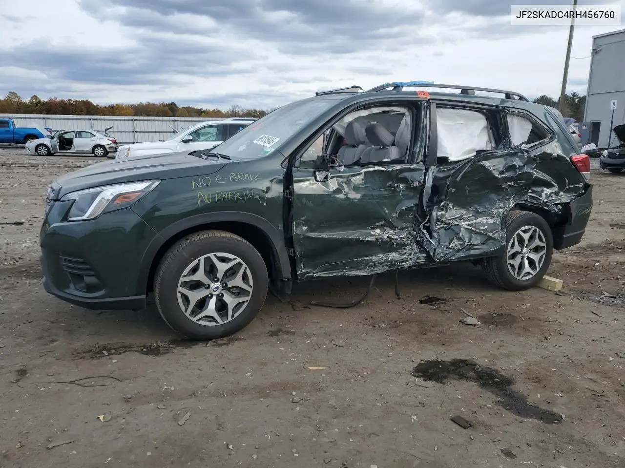 JF2SKADC4RH456760 2024 Subaru Forester Premium