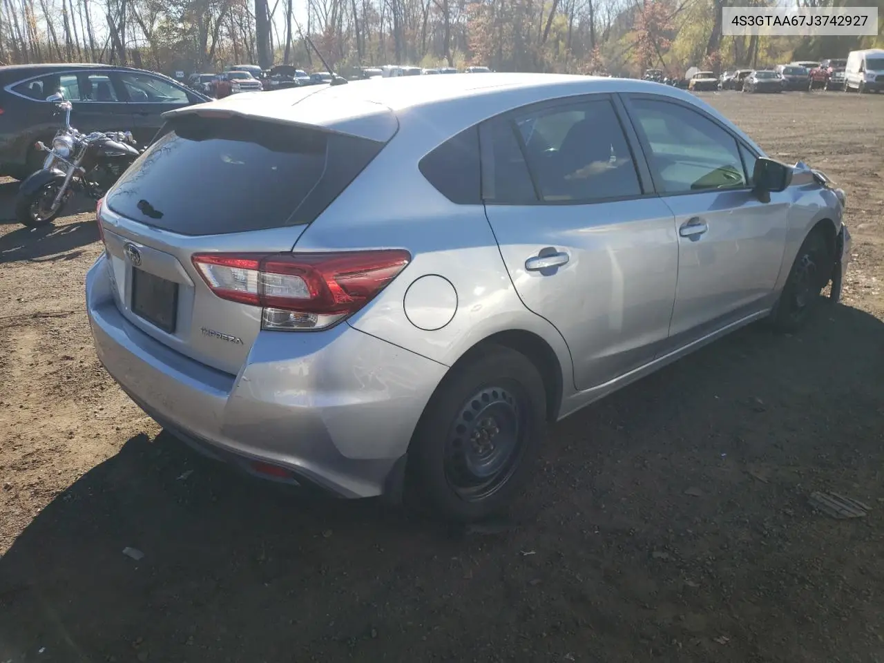 4S3GTAA67J3742927 2018 Subaru Impreza
