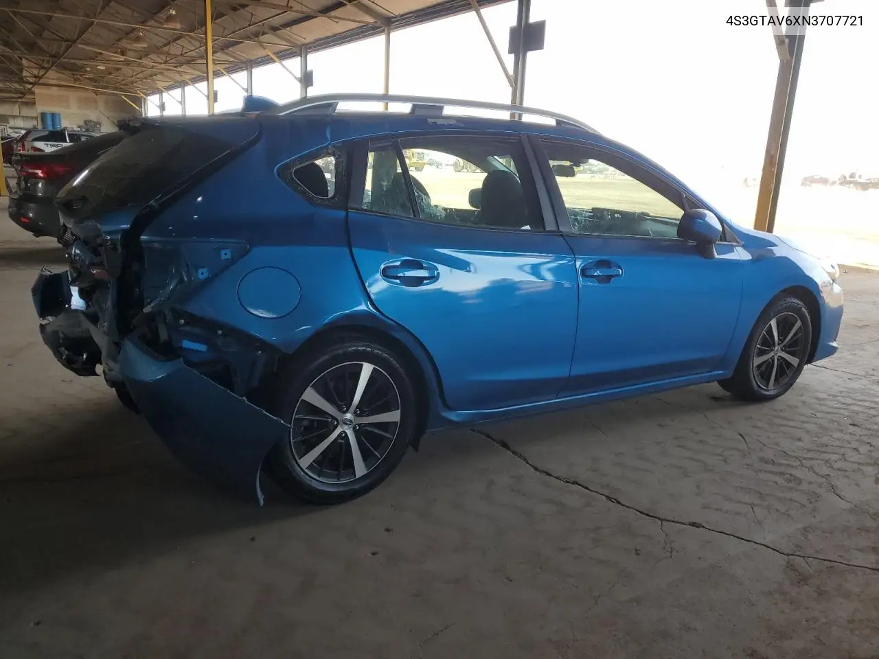 4S3GTAV6XN3707721 2022 Subaru Impreza Premium