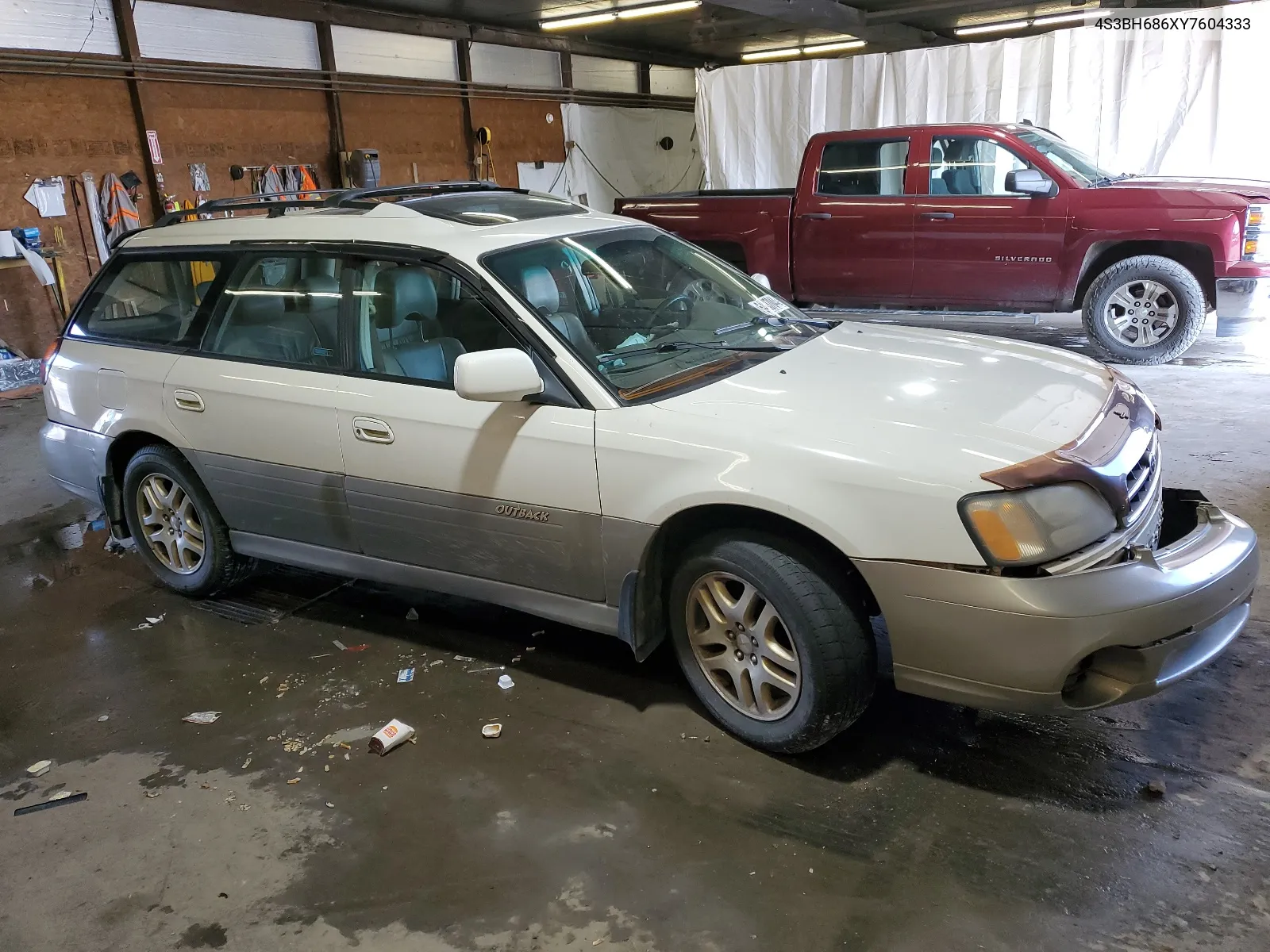 2000 Subaru Legacy Outback Limited VIN: 4S3BH686XY7604333 Lot: 64937044