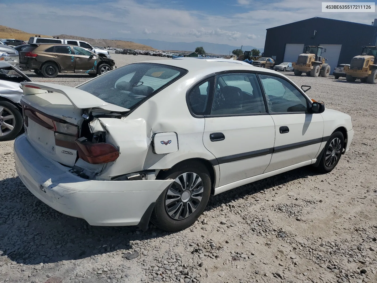 2001 Subaru Legacy L VIN: 4S3BE635517211126 Lot: 64218474